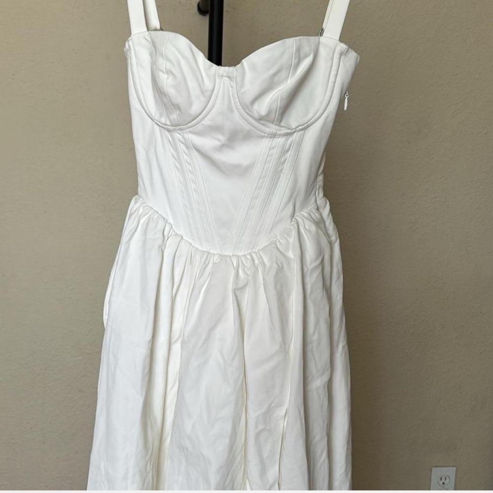 HOUSE OF CB 'Kelly' White Corset Midi Sundress NWOT size S A-C - Picture 9 of 13